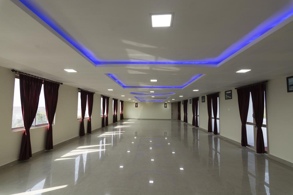 Ganesh Residency Hotel Puducherry Værelse billede