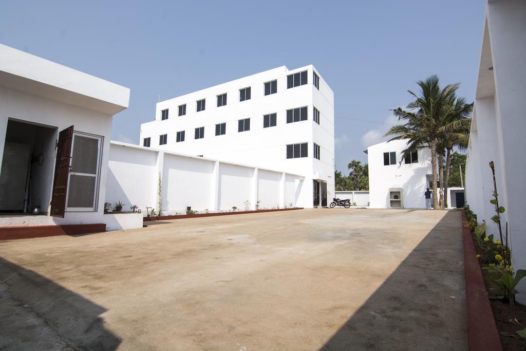 Ganesh Residency Hotel Puducherry Eksteriør billede